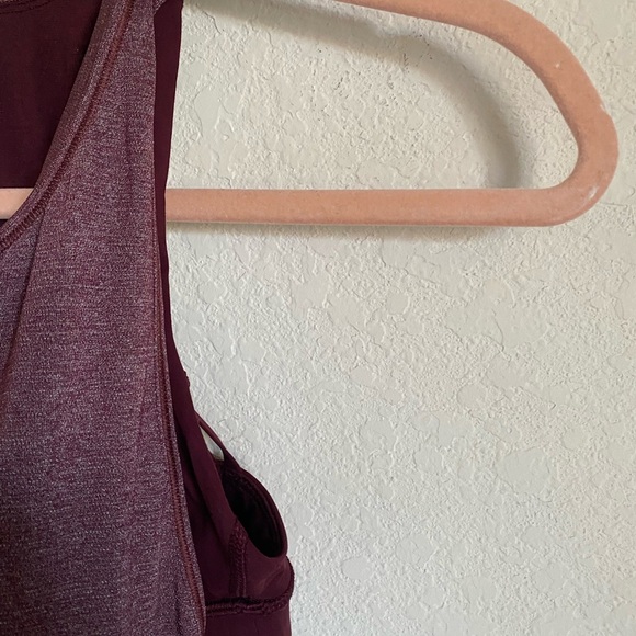 Lululemon Extra Mile 2 In 1 Tank Heathered Garnet / Garnet Athleisure Workout 4 - Picture 5 of 10